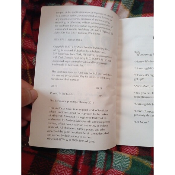 Diary of a Minecraft Zombie Book 1 : A Scare of a Dare by Zack Zombie (2015,... - Picture 3 of 4
